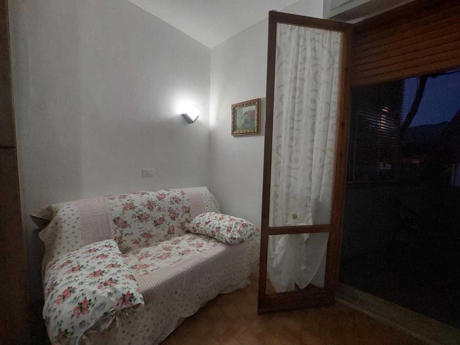 מרינה די מסה Appartamento Al Mare Di Liguria E Toscana מראה חיצוני תמונה